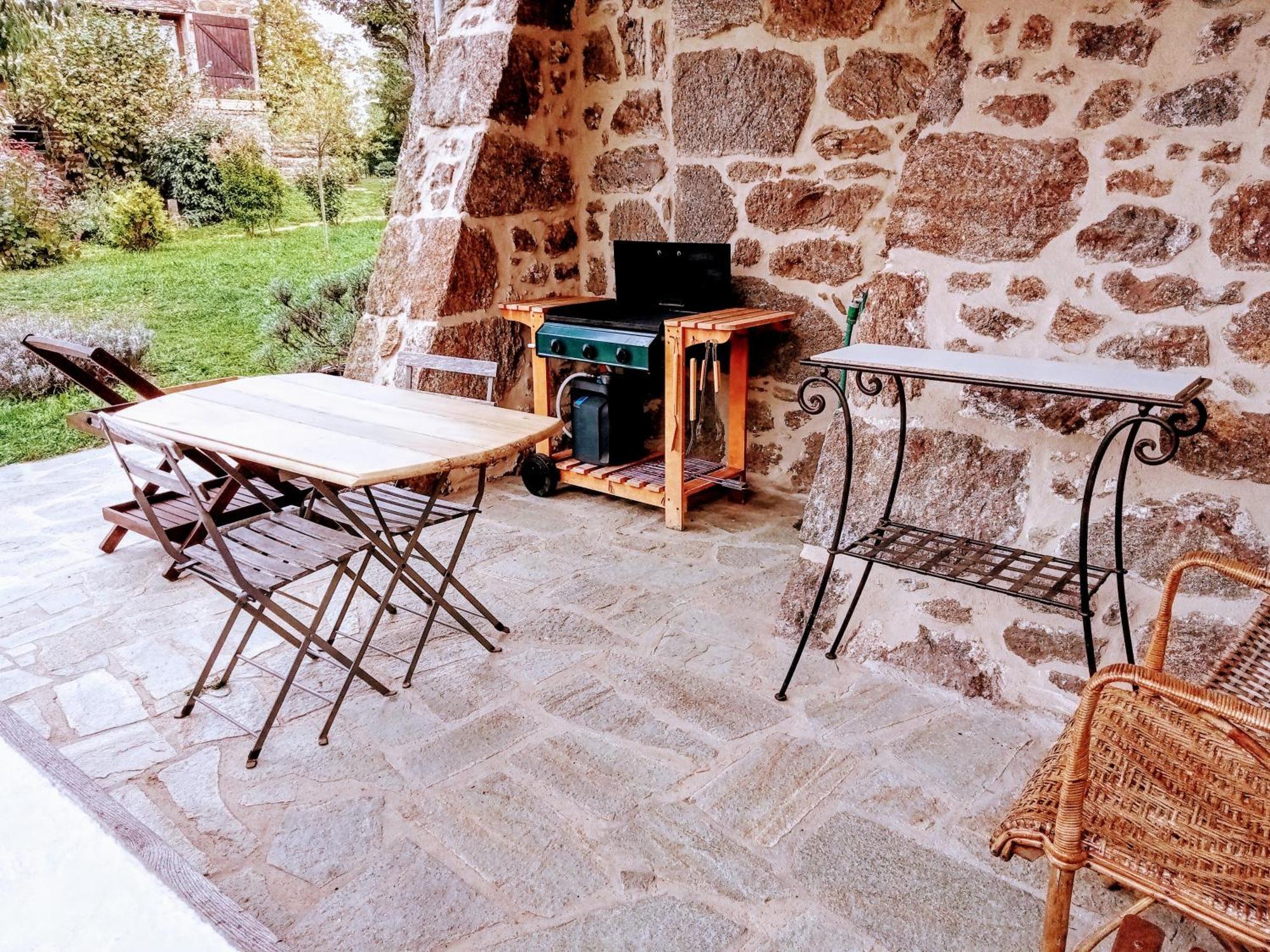 "La Voute De Pierre" Gite Independant Saint-Cyr  Dış mekan fotoğraf